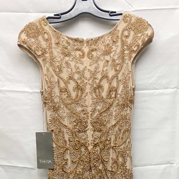 Theia cap sleeves V-Neck fully beaded long gown - Picture 7 of 12